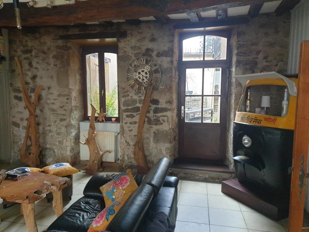 La Maison Porte Bonheur Chantelle Luaran gambar