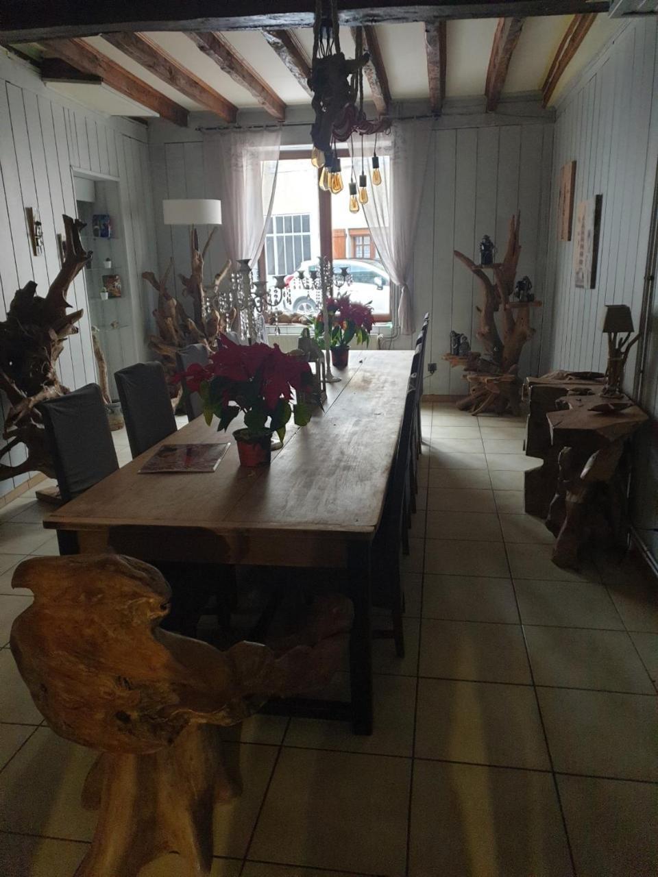 La Maison Porte Bonheur Chantelle Luaran gambar