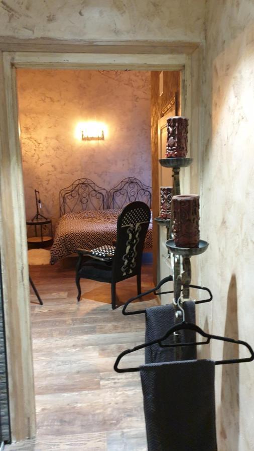 La Maison Porte Bonheur Chantelle Luaran gambar