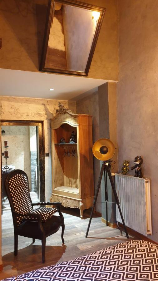 La Maison Porte Bonheur Chantelle Luaran gambar