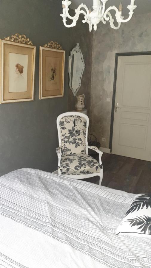 La Maison Porte Bonheur Chantelle Luaran gambar